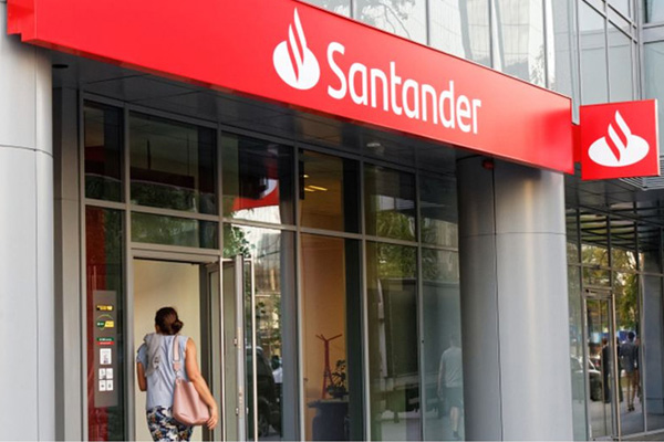 Caso de éxito Banco Santander: programa de desarrollo de liderazgo con transferencia al puesto de trabajo - MAS Consultores